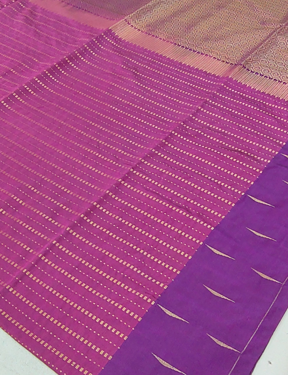 Golden Thread Motifs With Chill Pink Premium Soft Silk Saree