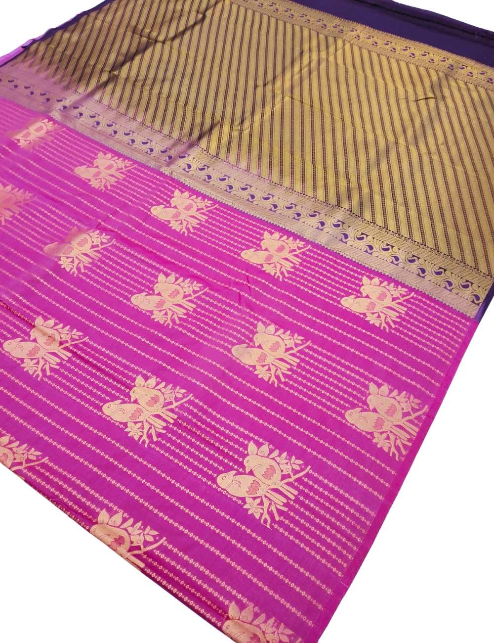 Chill pink with parrot motifs soft silk