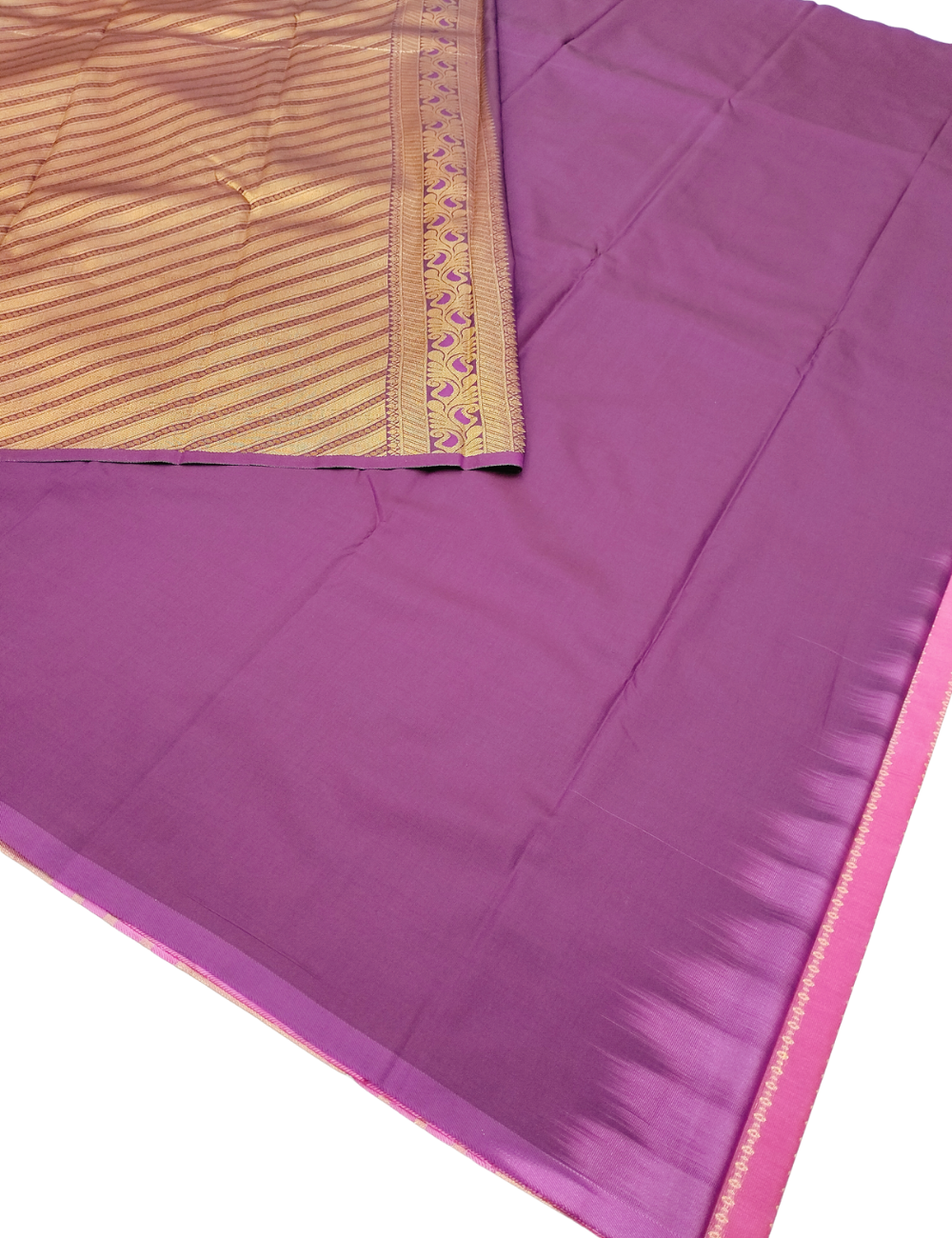 Chill pink with parrot motifs soft silk