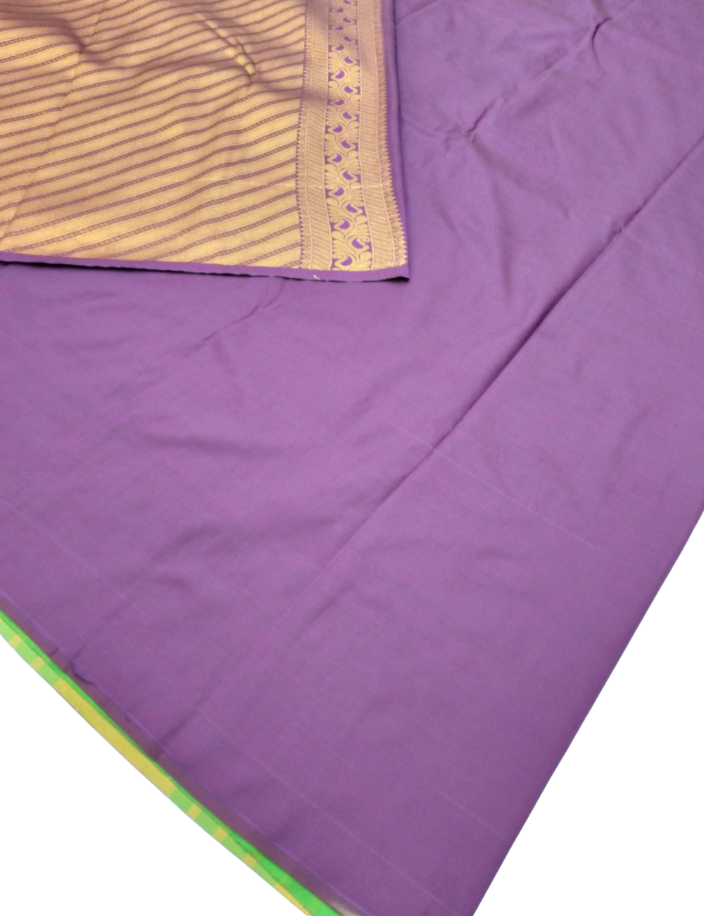 Parrot green with parrot motifs soft silk