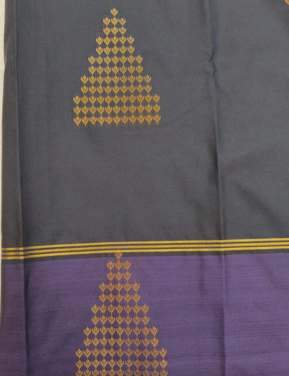 Temple Design With Black colour Premium Soft Silk Saree