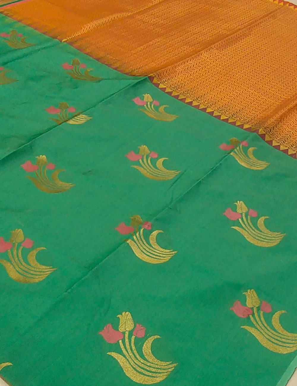 Rose Floral Motifs With Mid Lime Green Colour Borderless Soft Silk Saree