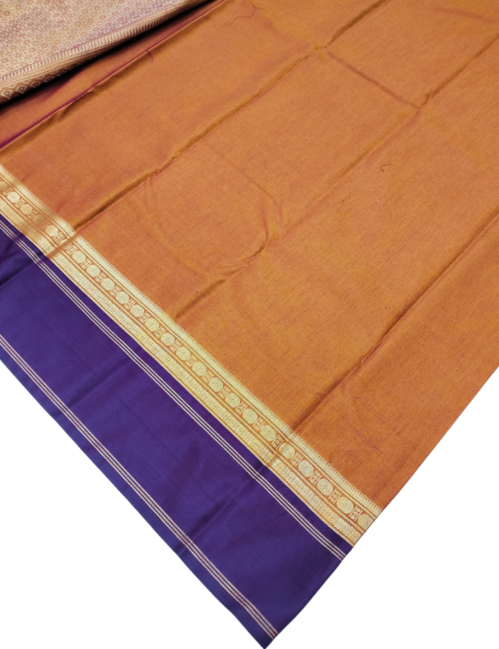 Triangle motifs with copper brown Silk cotton