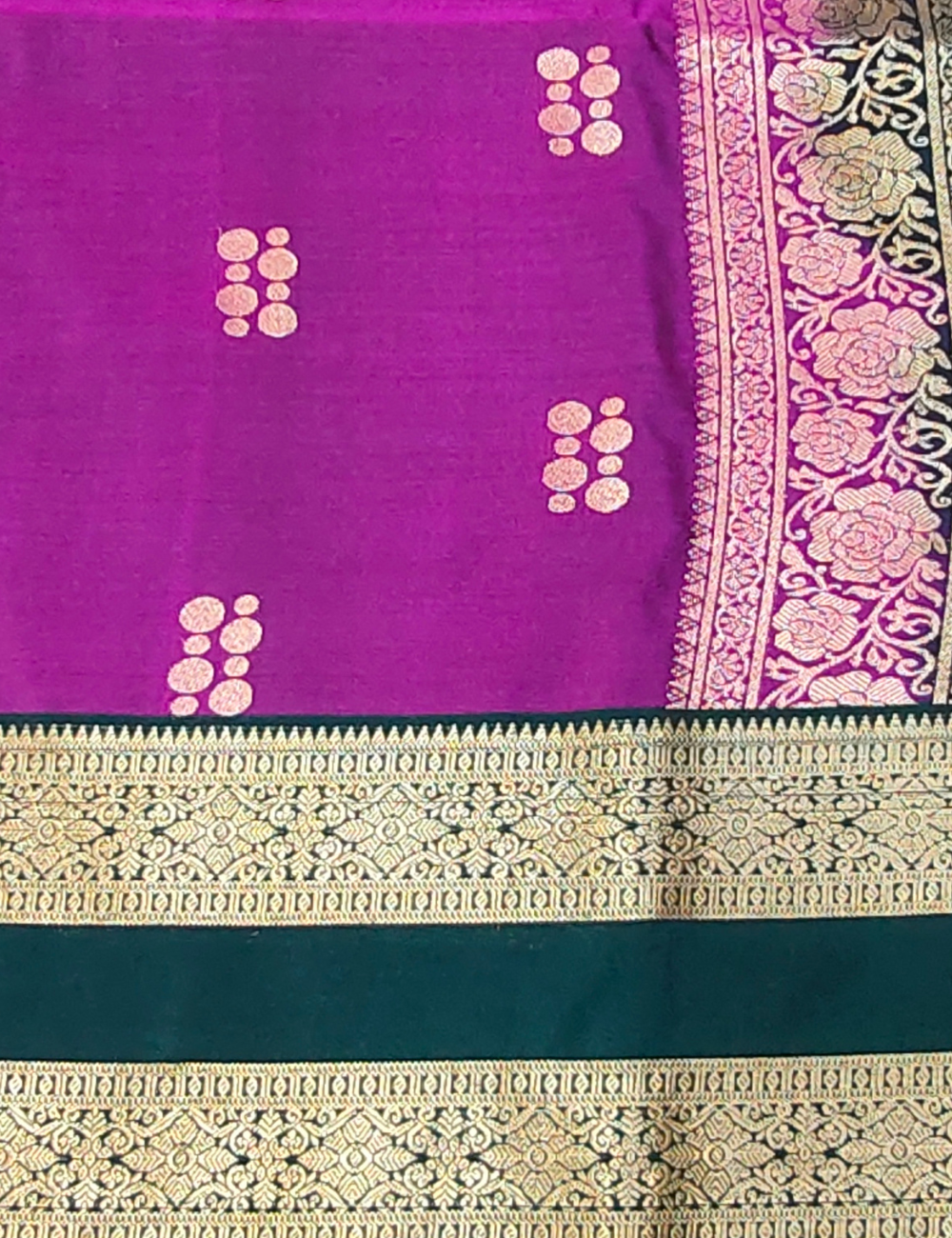 Coin chain motifs with Rettapet border Dark magenta colour soft silk