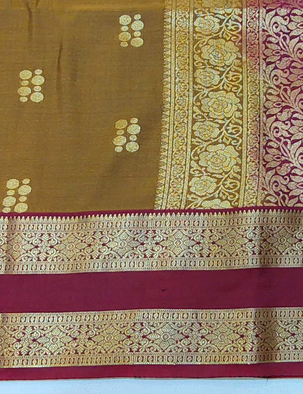 Coin chain motifs with Rettapet border warm brown colour soft silk