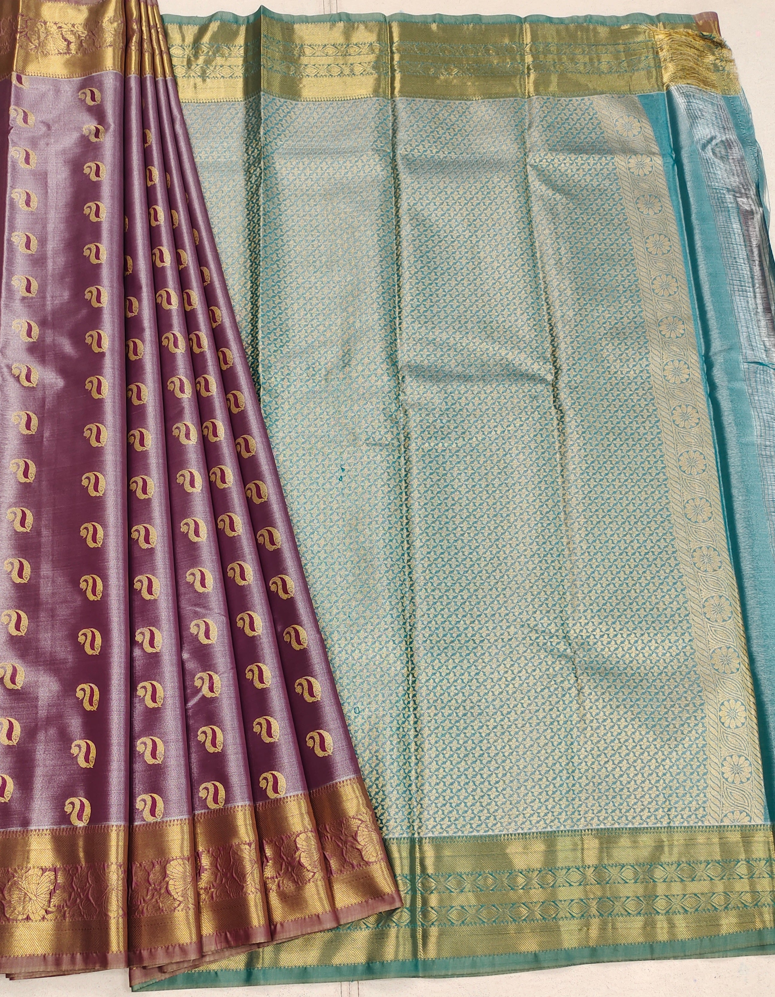 Mango Motifs Pinkish Purple Dual Tone Tissue Saree